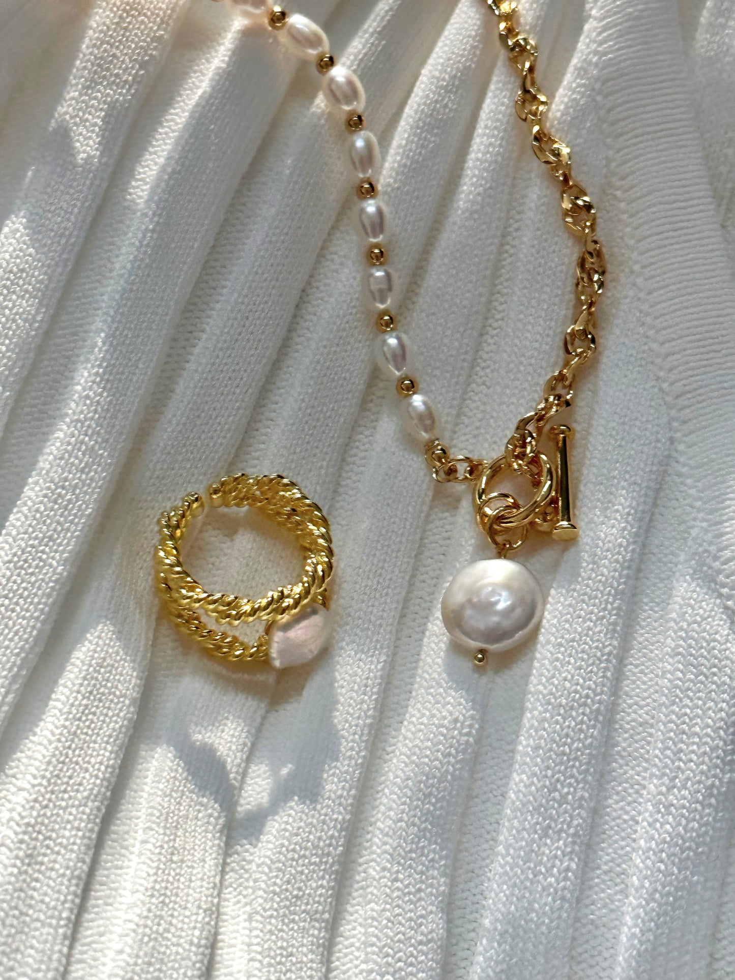 Brea Natural Pearl Open Ring (S925)