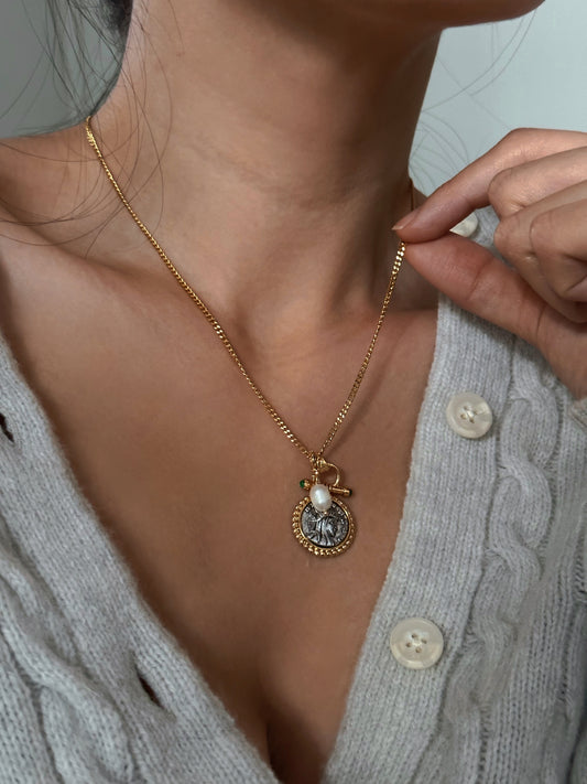 Eliza Vintage Style Pearl Necklace